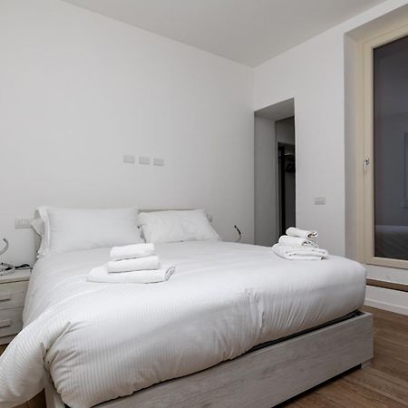 Piazza Del Lago Suites Menaggio Extérieur photo