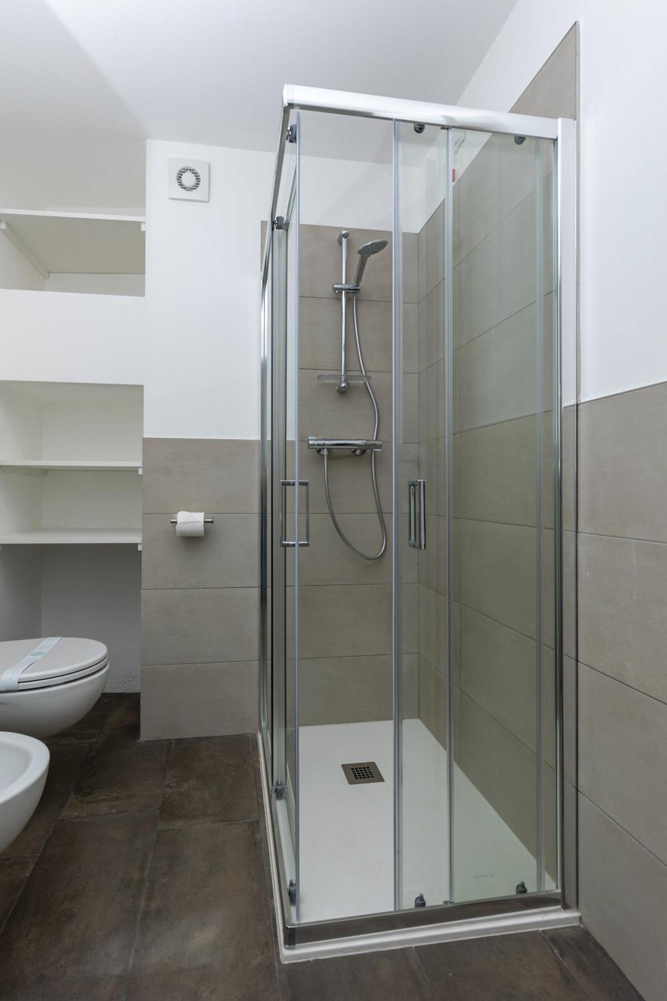 Piazza Del Lago Suites Menaggio Extérieur photo